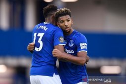 Tundukkan Leicester, Everton lanjutan torehan tanpa kalah di kandang