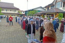 Dinkes Kalbar fasilitasi tes cepat COVID-19 untuk 180 santri Al Fatah Temboro