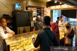 Harga emas di Banjarmasin naik