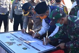 Forkopimda Kabupaten Indramayu resmikan kampung tangguh COVID-19