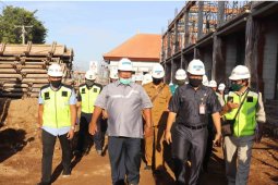 Bupati Buleleng mau proyek Pasar Banyuasri selesai Desember 2020