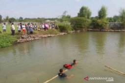 Dua bocah Bekasi meninggal akibat tenggelam di kolam resapan