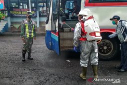 PMI Banyuwangi kerahkan puluhan relawan di pos perbatasan cegah COVID-19