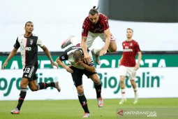 Ibrahimovic klaim Milan bisa juara Serie A bila ia gabung  awal musim