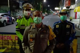 Polresta Kediri tutup akses sejumlah pusat keramaian demi cegah COVID-19