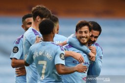 Manchester City lumat Newcastle United 5-0, Pep sanjung David Silva