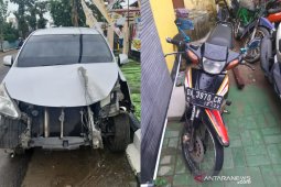 Kronologis kecelakaan di Desa Ilung yang terekam CCTV, beruntung pengendara F1ZR selamat