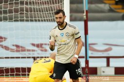 Gelandang MU Bruno Fernandes pertahankan gelar pemain terbaik bulanan Liga Premier