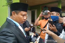 Jabar bantu penyemprotan disinfektan cegah corona di Secapa AD