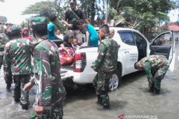 Terjangan rob rusak puluhan rumah warga di Meulaboh Aceh Barat