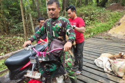 Warga ikut andil percepat pekerjaan pembangunan TMMD