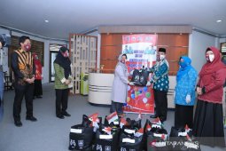 Bantuan spesifik untuk pasien perempuan dan anak HSS terkonfirmasi COVID-19