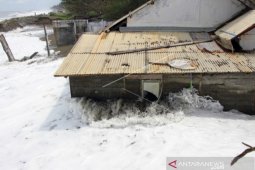 42 rumah warga di Meulaboh Aceh Barat rusak akibat banjir rob