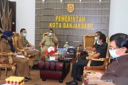 Wali Kota pimpin evaluasi penanganan pelayanan kesehatan COVID-19