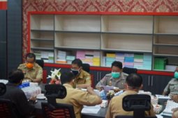 Pemkab Sanggau rapat penanganan pasca banjir di Desa Nekan Entikong