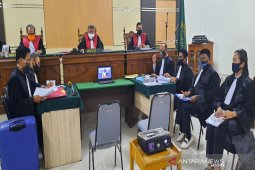 Kuasa hukum minta polisi kejar sang bandar 32 kilogram narkotika