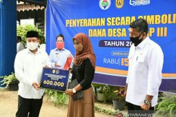 BLT tahap ke-3, Chek Zainal Salurkan di Kecamatan Kuta Alam