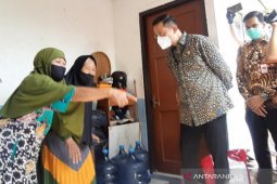 Kemensos: 40 persen lansia Indonesia berstatus rentan dan miskin