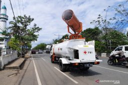 PMI gencarkan penyemprotan disinfektan di area publik