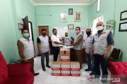 Dukung relawan COVID-19, Pertamina EP-Field Rantau beri bantuan APD