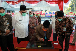 Insentif paramedis Jambi cair untuk Maret dan April, Gubernur serahkan langsung di RSUD Rd Mattaher