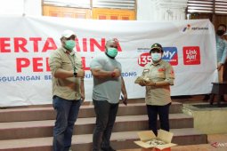 Pertamina RU VII distribusikan 1.250 nasi bungkus kepada korban banjir Sorong