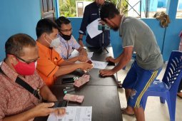 Kartu ID  sementara fasilitasi  Orang Rimba akses bantuan langsung tunai