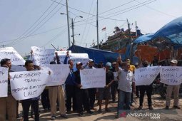 Nelayan Indramayu minta KKP perketat cantrang