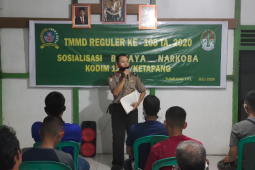 Satgas TMMD dan Polsek Tumbang Titi sosialisasikan bahaya narkoba