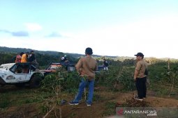 Kejari Tapsel - IOF kitari alam Sialaman Sipirok dengan mobil off road