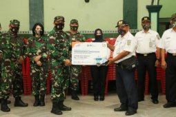 KAI Daop 7 salurkan bantuan 300 kursi kepada Kodim Madiun