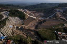 Proyek bendungan Cipanas Sumedang