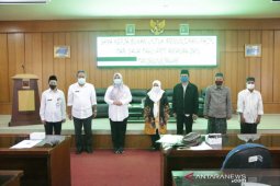 Pemkab Pandeglang Hibahkan Rp940 Juta Untuk 61 Lembaga Keagamaan