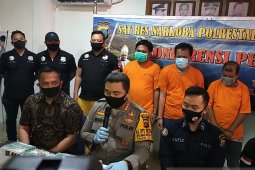 15 kilo sabu dan 20 ribu ekstasi nyaris  beredar, polisi Medan menggagalkannya