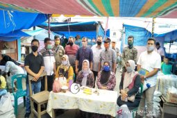 Posko protokol kesehatan pasar rakyat Tapsel