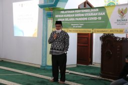 Baznas Depok dan KKN-T IPB gelar pelatihan penyembelihan hewan kurban