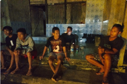 Babinsa Desa Beringin Rayo laksanakan Siskamling bersama