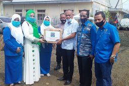 IKWI Aceh bantu pakaian untuk pengungsi Rohingya di Lhokseumawe