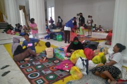 Ratusan warga Kota Gorontalo mengungsi karena banjir