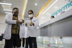 Kunjungan kerja Menristek di Bio Farma