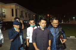 Diperiksa 5 jam, Imam Firmadi bebas tingalkan Polres Labuhanbatu
