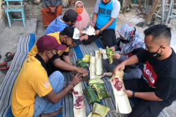 Ratusan komunitas kolaborasi bagikan ribuan daging kurban di 42 kota