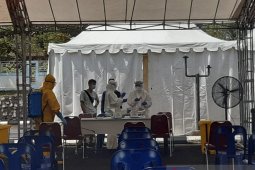 Lima staf protokol Pemprov Kepri tertular corona