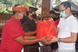 Wabup Badung motivasi masyarakat yang jalani karantina mandiri