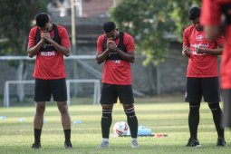 Bali United versus Persik