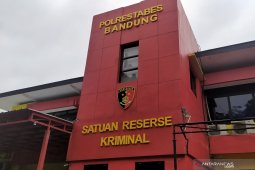 Polrestabes Bandung buru pria yang berkelahi hingga rekannya tewas