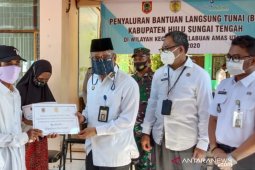 Pastikan tepat sasaran, Bupati HST pantau penyaluran dana BST dan BLT