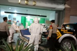 Ibu lahirkan  bayinya di mobil patroli polisi di  Gianyar