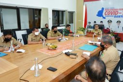 Bupati Banyuwangi minta terus waspada karena COVID-19 belum berlalu