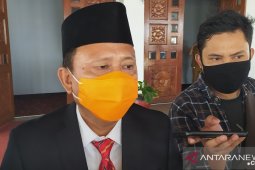 Bengkulu siapkan sanksi warga tak pasang bendera merah putih